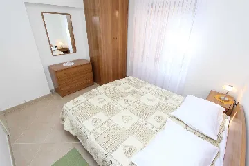 Two-Bedroom Apartment for 3 Guests in Rovinj