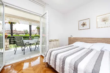 One-Bedroom Apartment for 2 in Rovinj with Parking