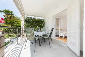 One-Bedroom Apartment for 2 in Rovinj with Parking