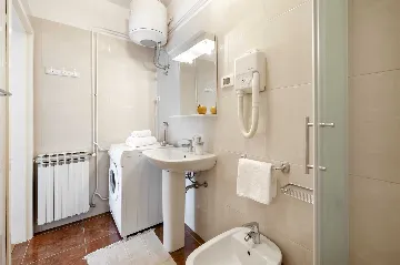 One-Bedroom Apartment for 2 in Rovinj with Parking