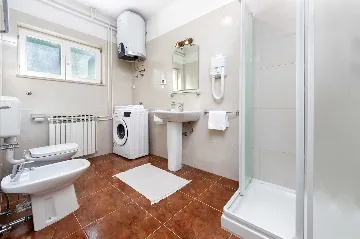 Two-Bedroom Apartment in Rovinj with Parking