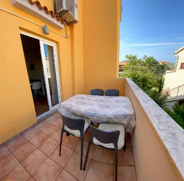 Three-Bedroom Apartment in Rovinj for 6 Guests