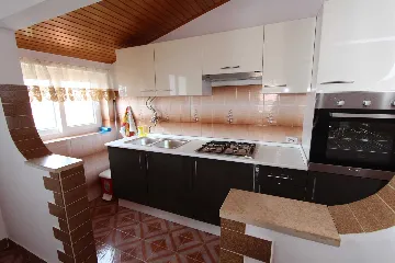 Three-Bedroom Apartment in Rovinj for 6 Guests