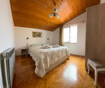 Three-Bedroom Apartment in Rovinj for 6 Guests