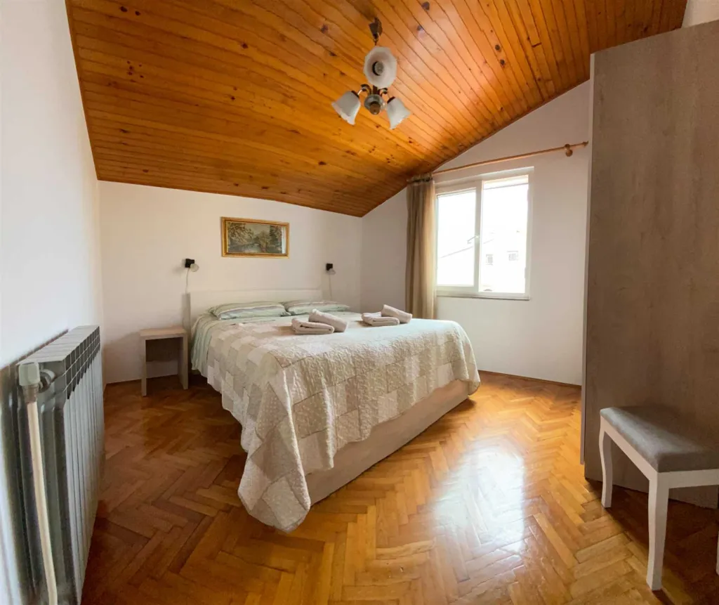 Three-Bedroom Apartment in Rovinj for 6 Guests