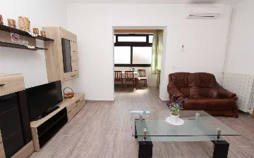 Two-Bedroom Apartment in Rovinj for 4 Guests