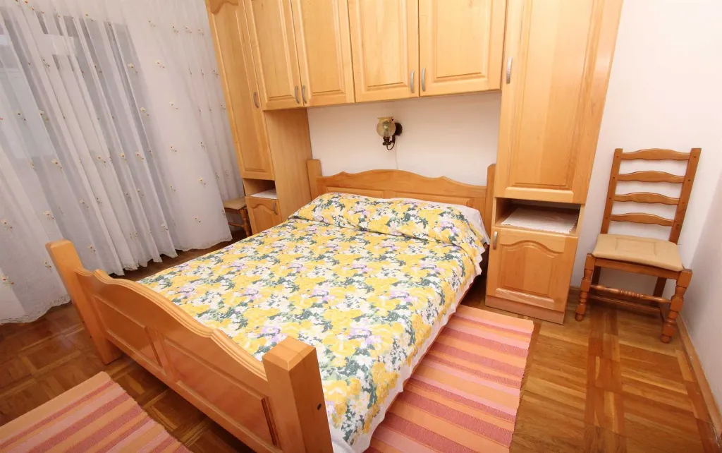Two-Bedroom Apartment in Rovinj for 4 Guests