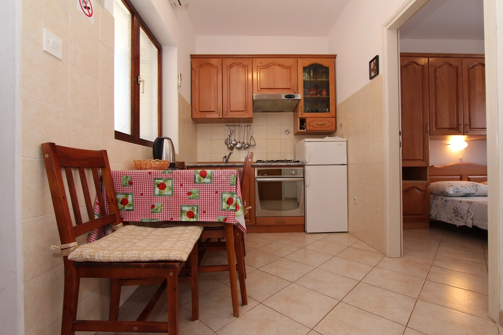 Two-Bedroom Apartment in Rovinj for 4 Guests