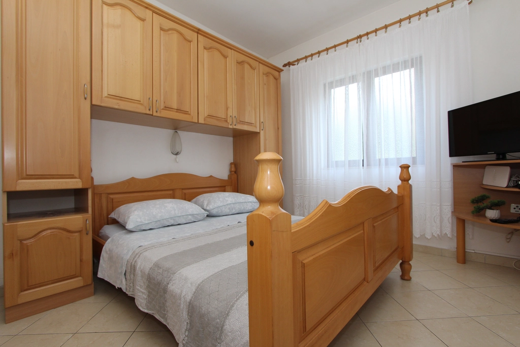 Two-Bedroom Apartment with Terrace in Rovinj
