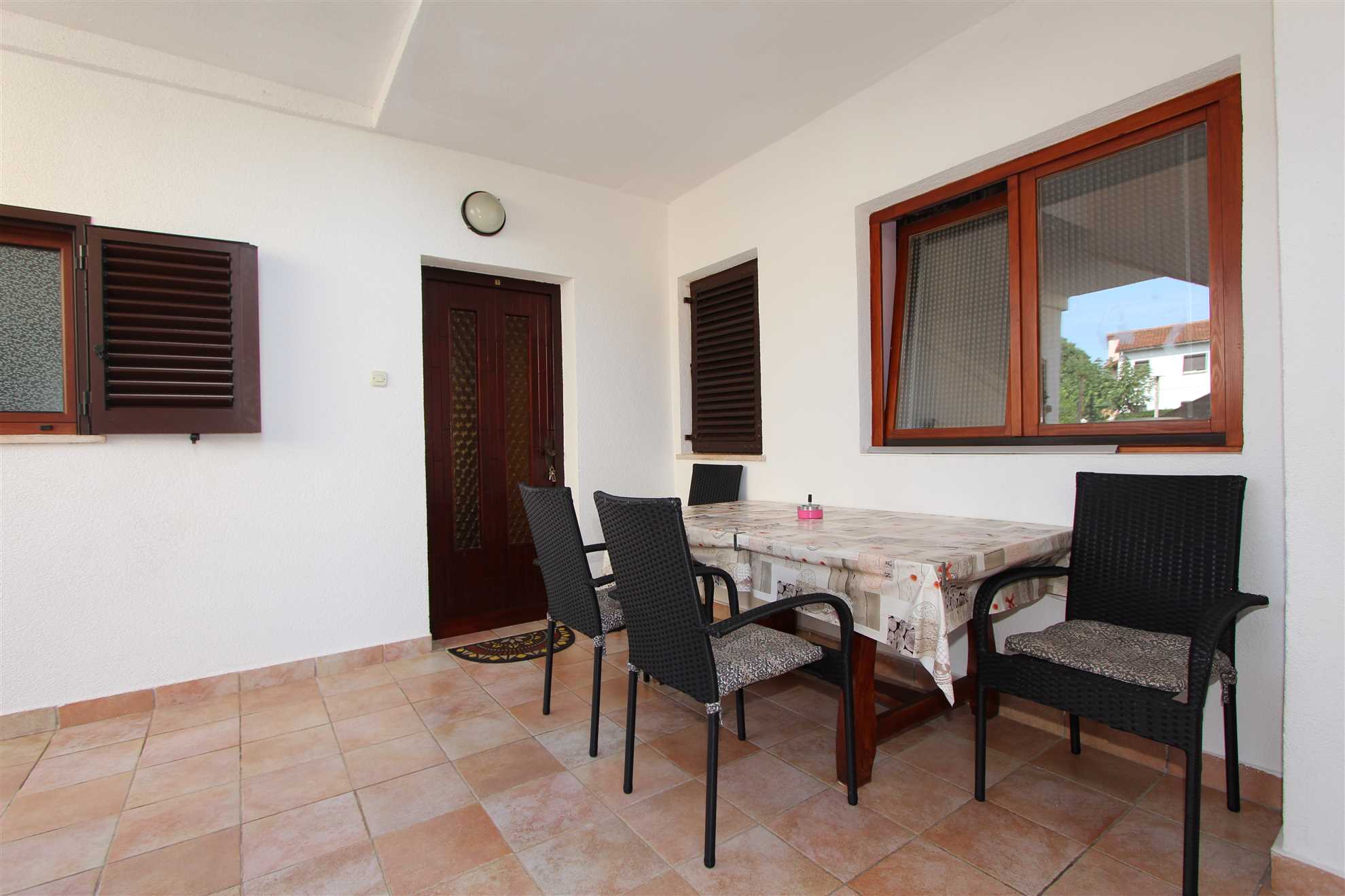 MARUCHITA Apartman sa 2 Spavaće Sobe s Terasom (Vase, prizemlje)