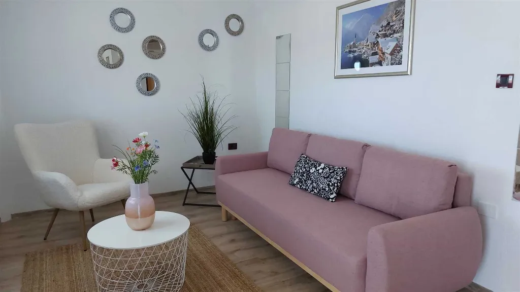 One-Bedroom Apartment with Balcony in Rovinj