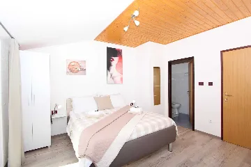 Double Room with Balcony in Rovinj for 2 Guests