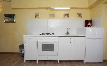 One-Bedroom Apartment for 2 in Rovinjsko Selo with Pool