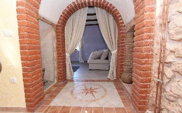 Studio with Terrace and Pool Access in Rovinjsko Selo