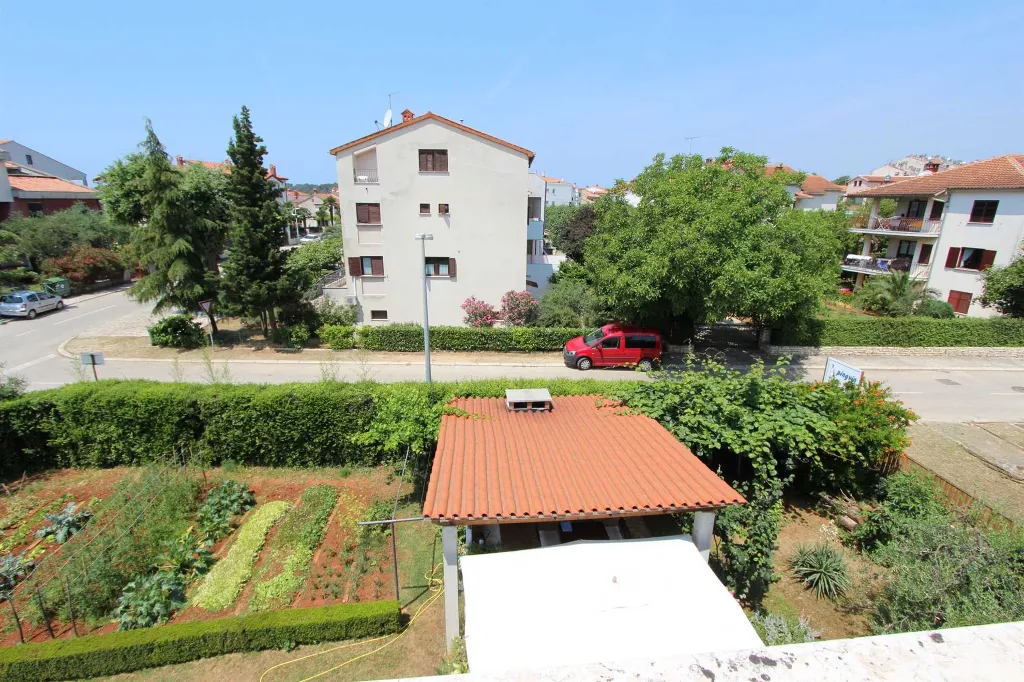 One-Bedroom Apartment with Balcony in Rovinj