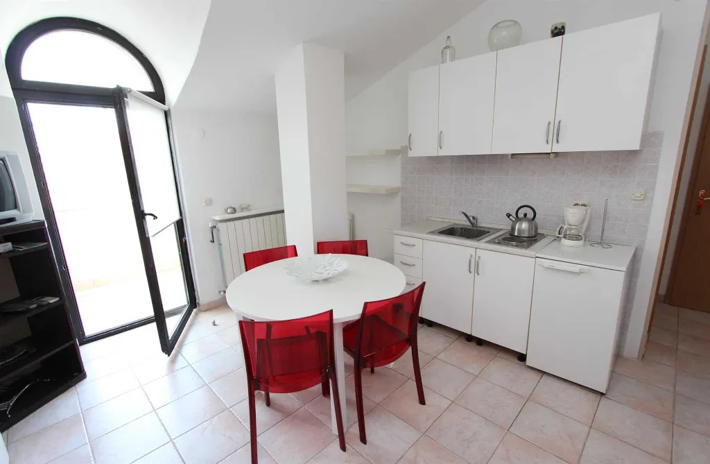 Two-Bedroom Apartment with Balcony in Rovinj