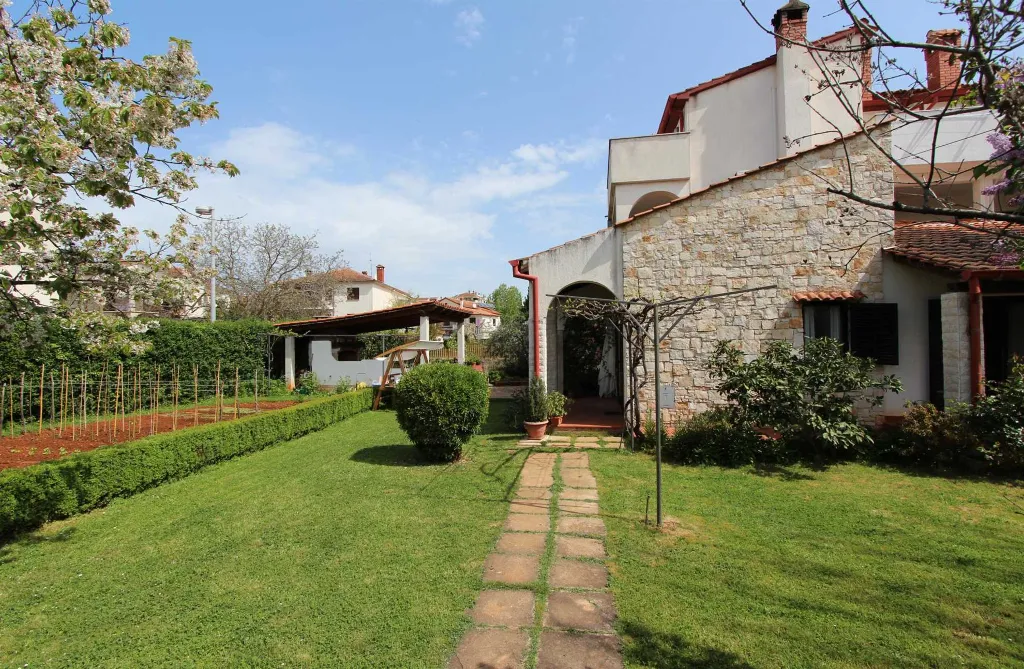 Two-Bedroom Apartment with Balcony in Rovinj