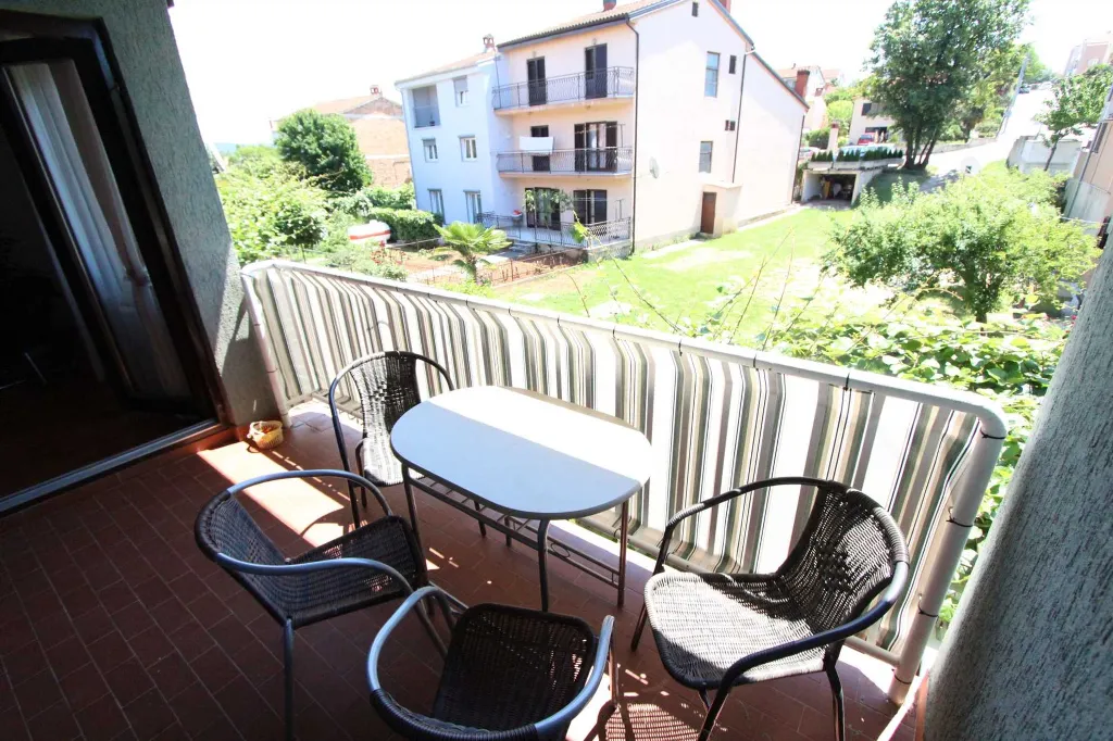 Two-Bedroom Apartment in Rovinj for 4 Guests