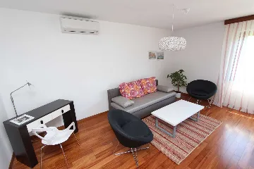 Two-Bedroom Apartment in Rovinj for 4 Guests