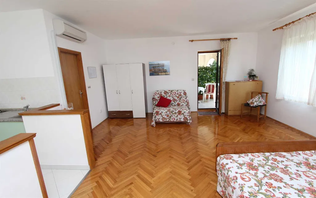 Studio for 2 Guests with Terrace in Rovinj