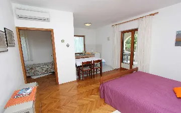 One-Bedroom Apartment for 2 in Rovinj with Parking