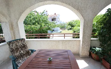 One-Bedroom Apartment for 2 in Rovinj with Parking