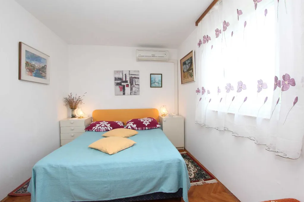 Two-Bedroom Apartment in Rovinj for Families
