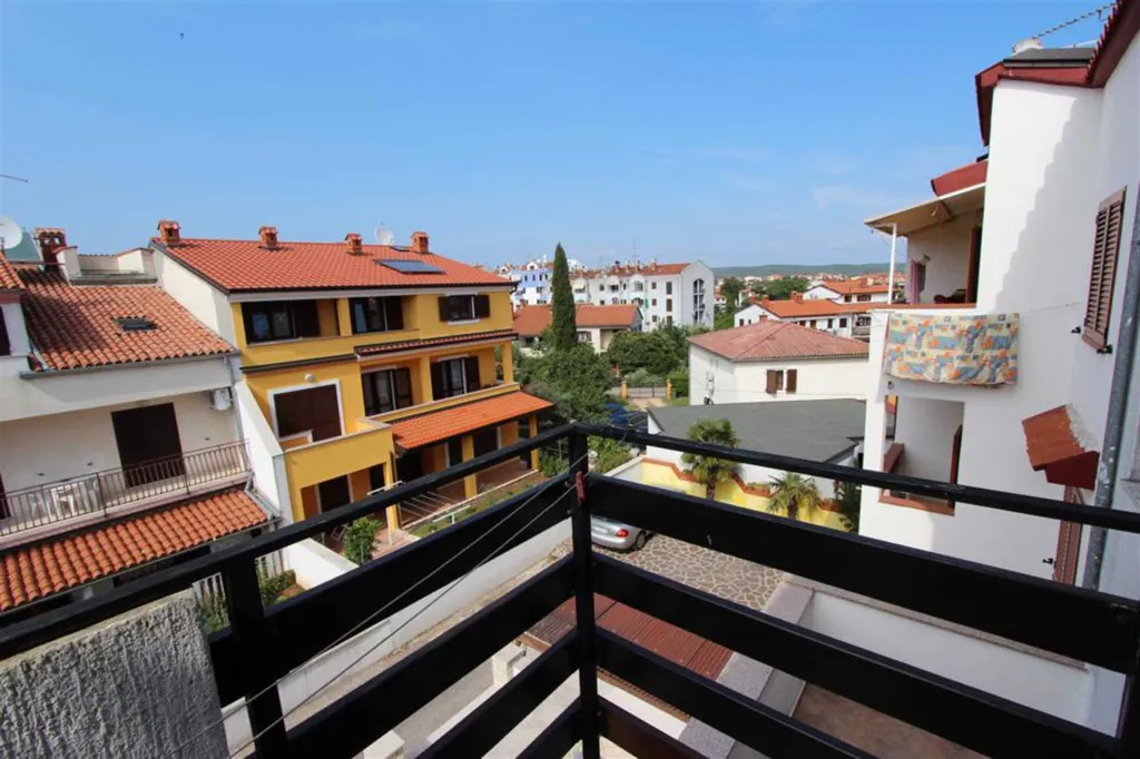 Two-Bedroom Apartment in Rovinj for Up to 6 Guests