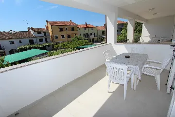 Two-Bedroom Apartment in Rovinj with Parking