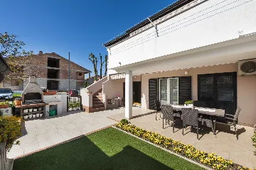 One-Bedroom Apartment for 2 in Rovinj with Terrace