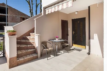 One-Bedroom Apartment for 2 in Rovinj with Terrace