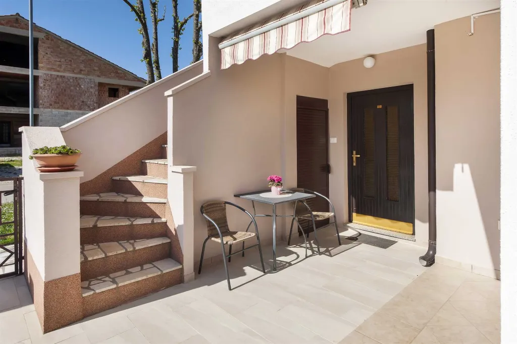 One-Bedroom Apartment for 2 in Rovinj with Terrace