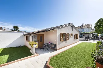 One-Bedroom Apartment with Terrace in Rovinj