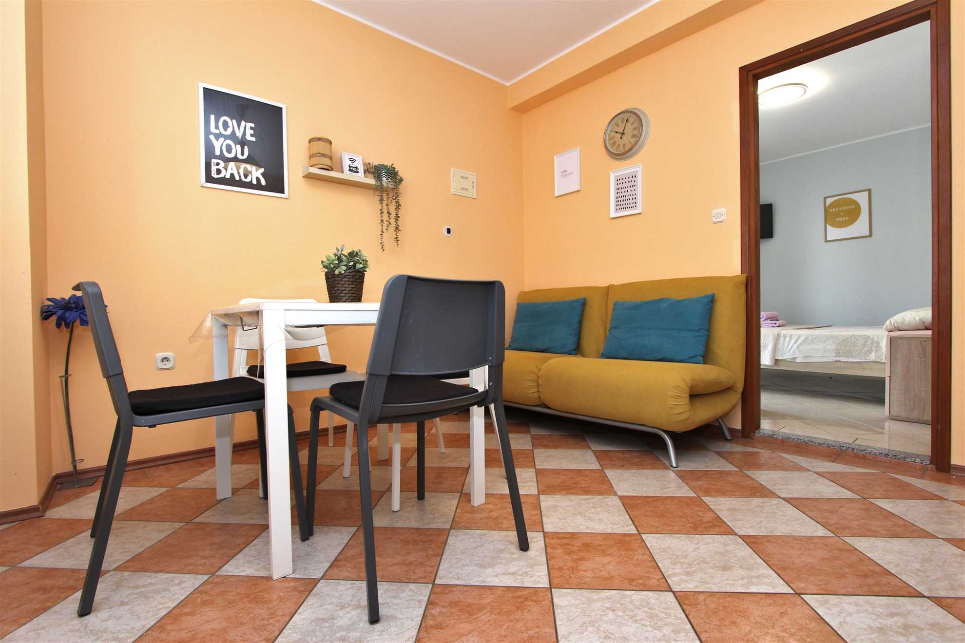 RAJCI One-Bedroom Apartment 2 (plavi)