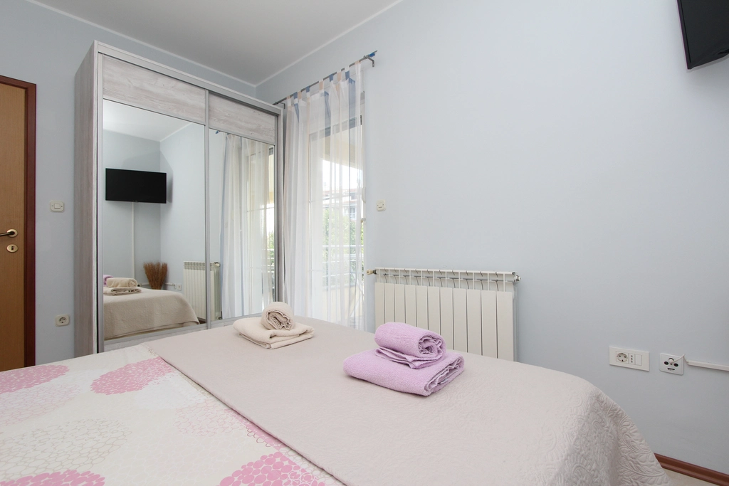 One-Bedroom Apartment for 3 Guests in Rovinj