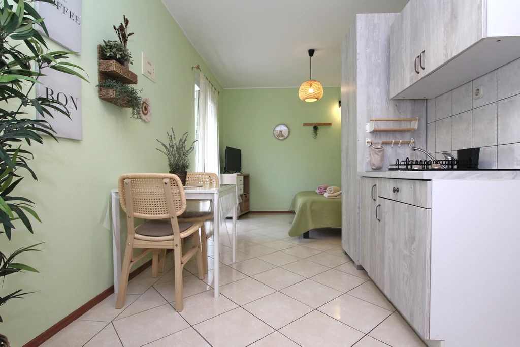 Studio for 2 Guests in Rovinj with Parking