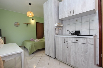 Studio for 2 Guests in Rovinj with Parking