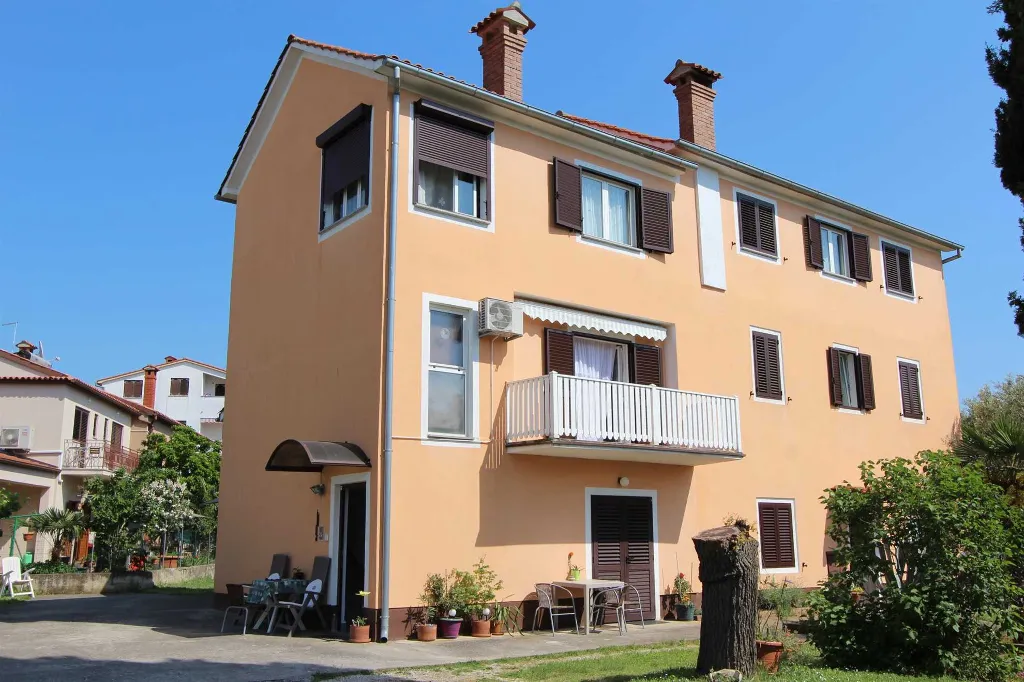 One-Bedroom Apartment in Rovinj for 2-3 Guests