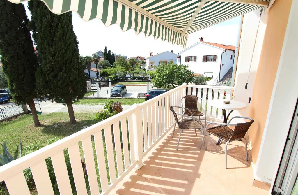 One-Bedroom Apartment with Balcony in Rovinj