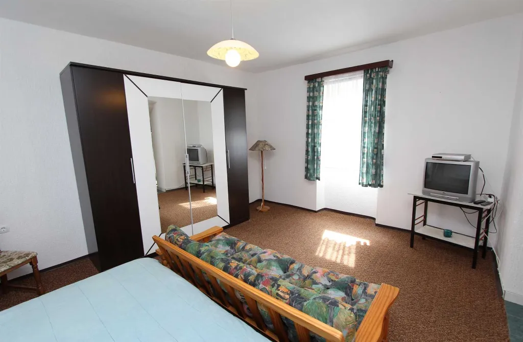 One-Bedroom Apartment with Balcony in Rovinj