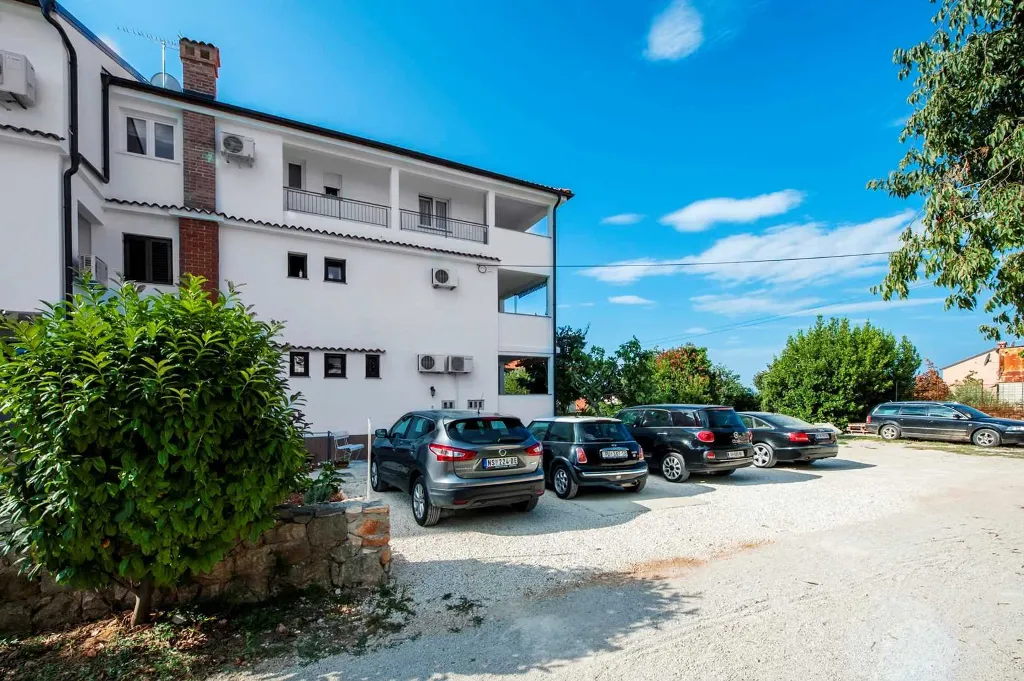 Two-Bedroom Apartment in Rovinj with Sea View