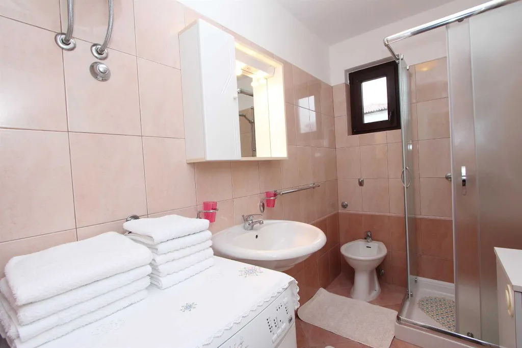 Two-Bedroom Apartment in Rovinj for 4 Guests