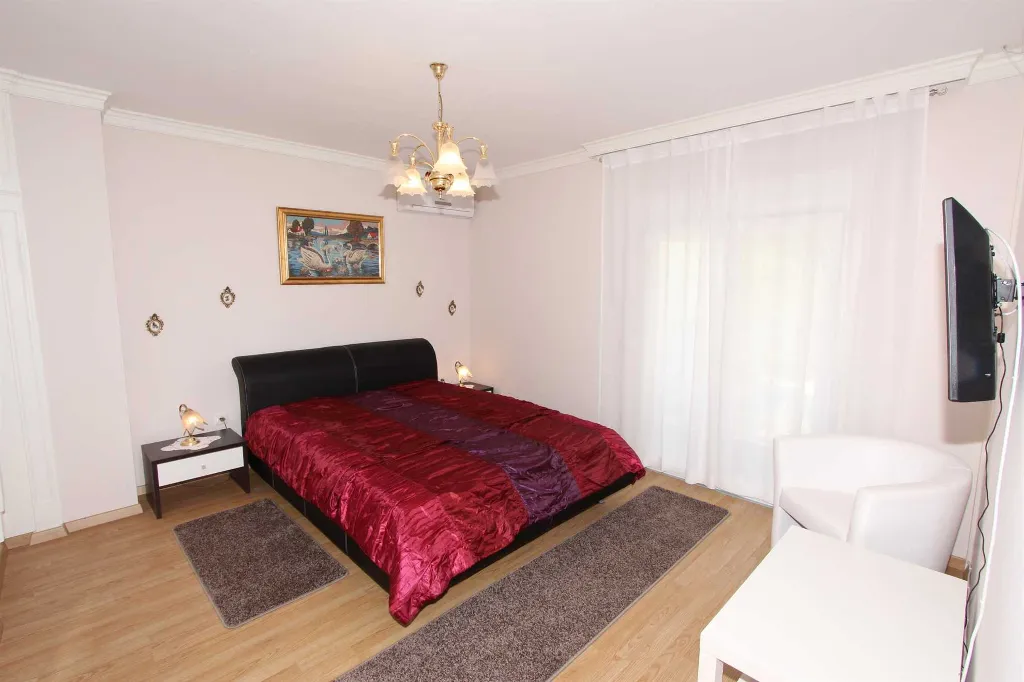 One-Bedroom Apartment for 2 in Rovinj