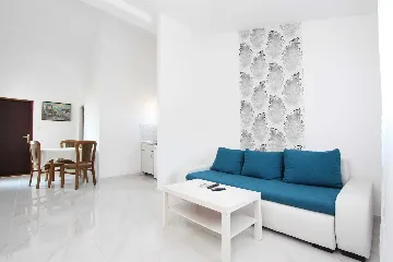 One-Bedroom Apartment for 3 Guests in Rovinj