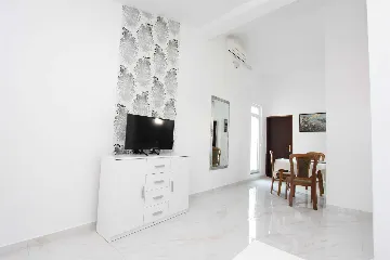 One-Bedroom Apartment for 3 Guests in Rovinj