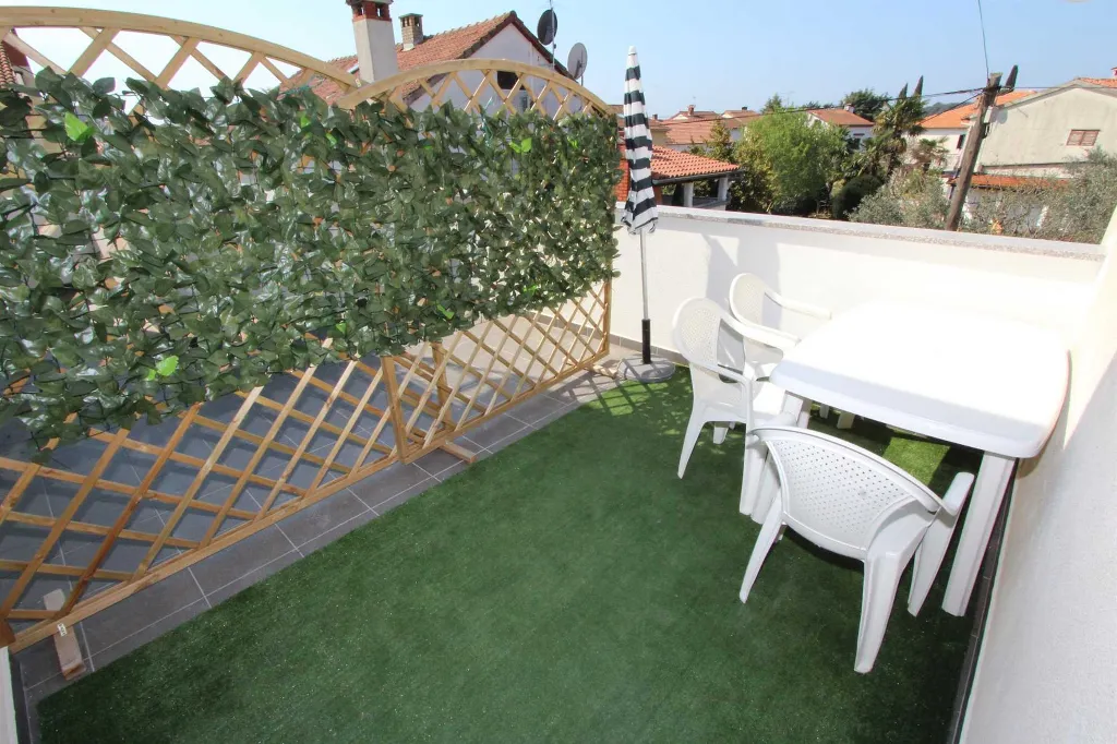 One-Bedroom Apartment for 3 Guests in Rovinj
