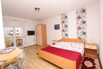 Studio Apartment for 2 in Rovinj with Balcony