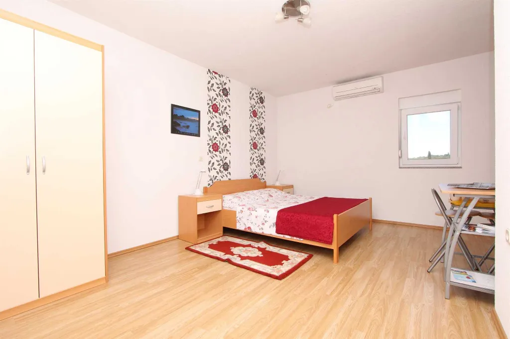 Studio Apartment for 2 in Rovinj with Balcony