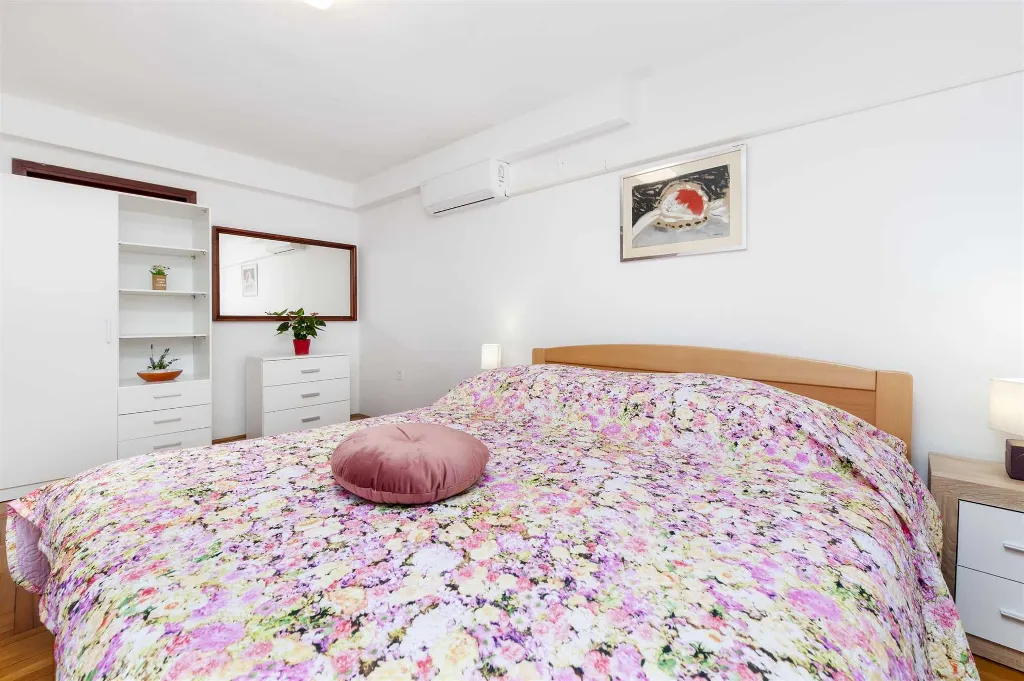 One-Bedroom Apartment with Terrace in Rovinj