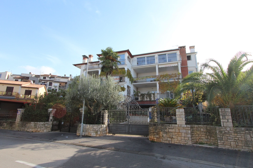 One-Bedroom Apartment with Balcony in Rovinj